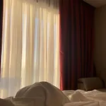 The View 3*