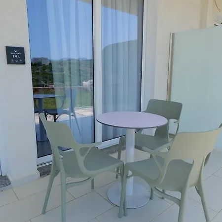 The View 卡萨米尔