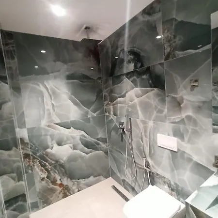 فندق The View 3*