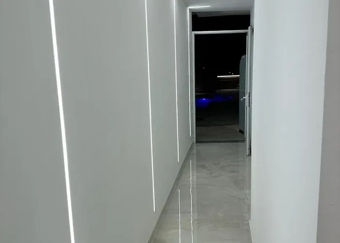 The View Hotel Ksamil